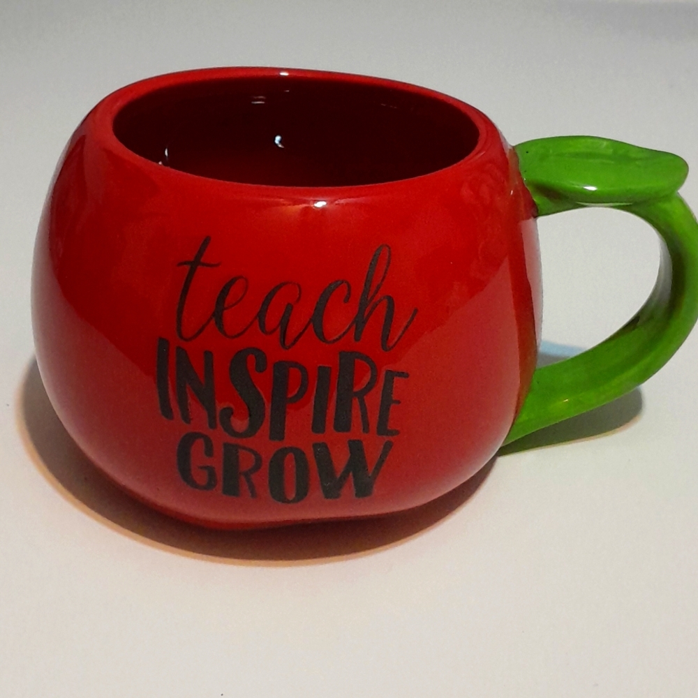 "Teach, Inspire, Grow" Mug